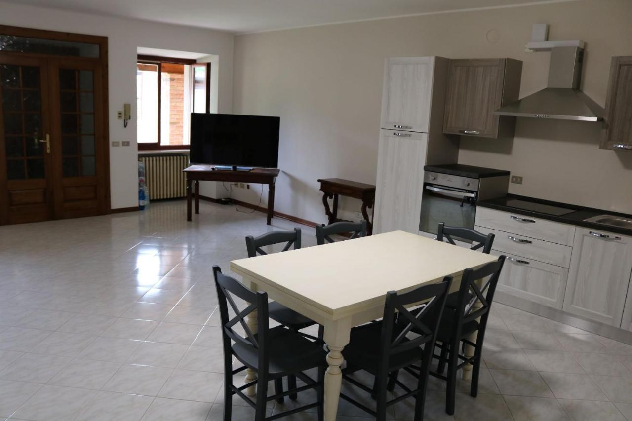 Foresto Case Vacanza Volta Mantovana Bagian luar foto