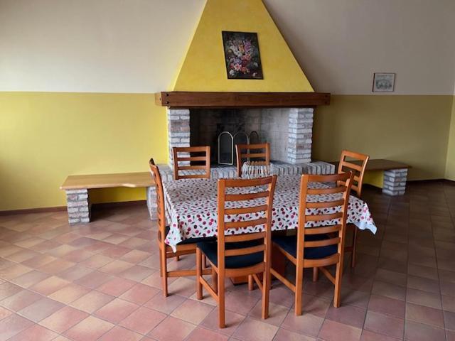 Foresto Case Vacanza Volta Mantovana Bagian luar foto